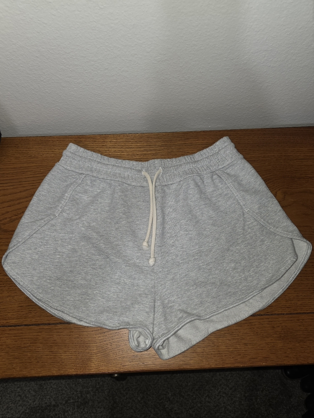 Moving Sale! { Aerie Split Dolphin Him Knit Drawstring Shorts Gray Size M
